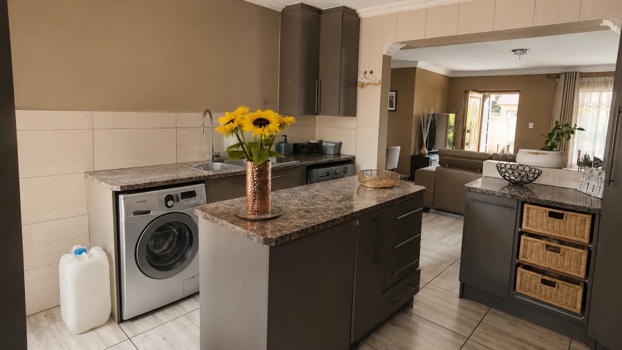 4 Bedroom Property for Sale in Tlhabane West North West